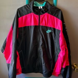 Vintage Nike wind breaker size large